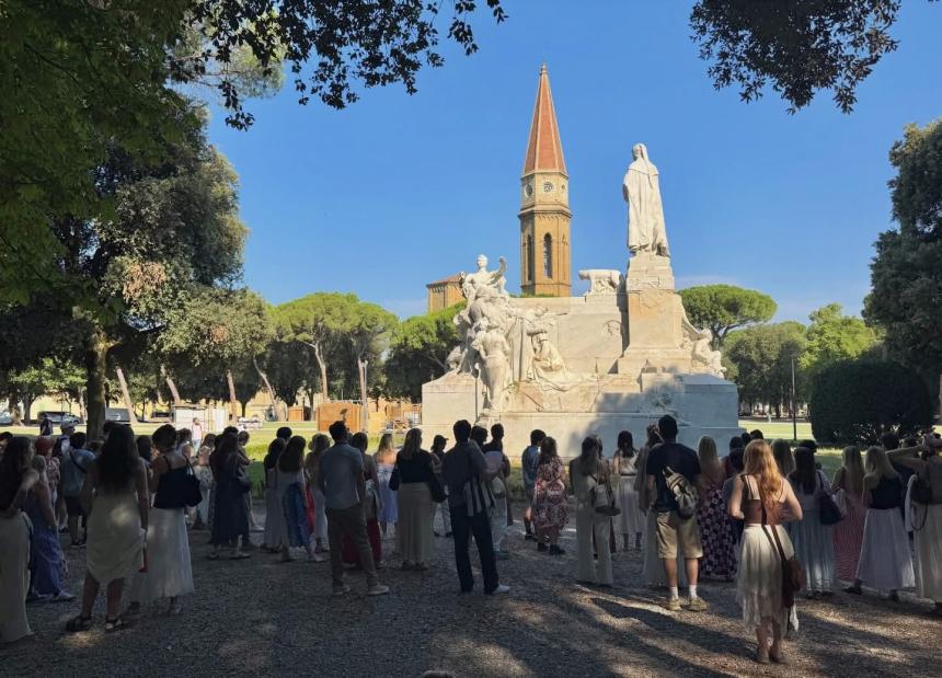 Petrarch monument